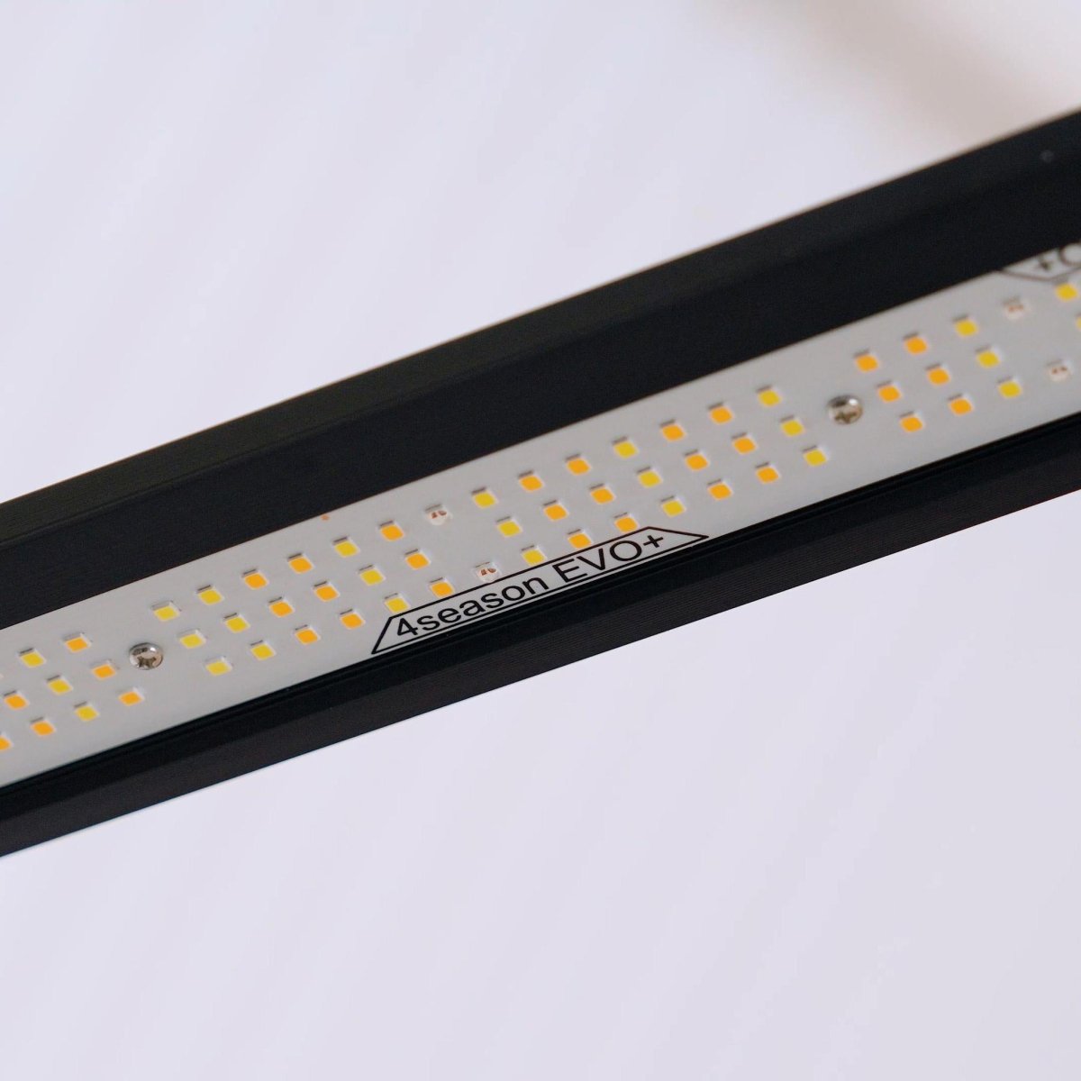4Seasons Helios 720W Evo+ - Quick Bloom Lights