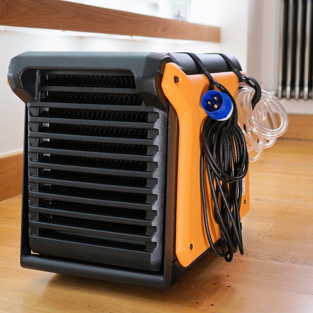 front view with cords, note we have Australian cords, this plug for demo only