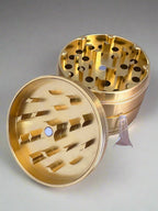 QBL Herb Grinder / 4 Part - Quick Bloom Lights