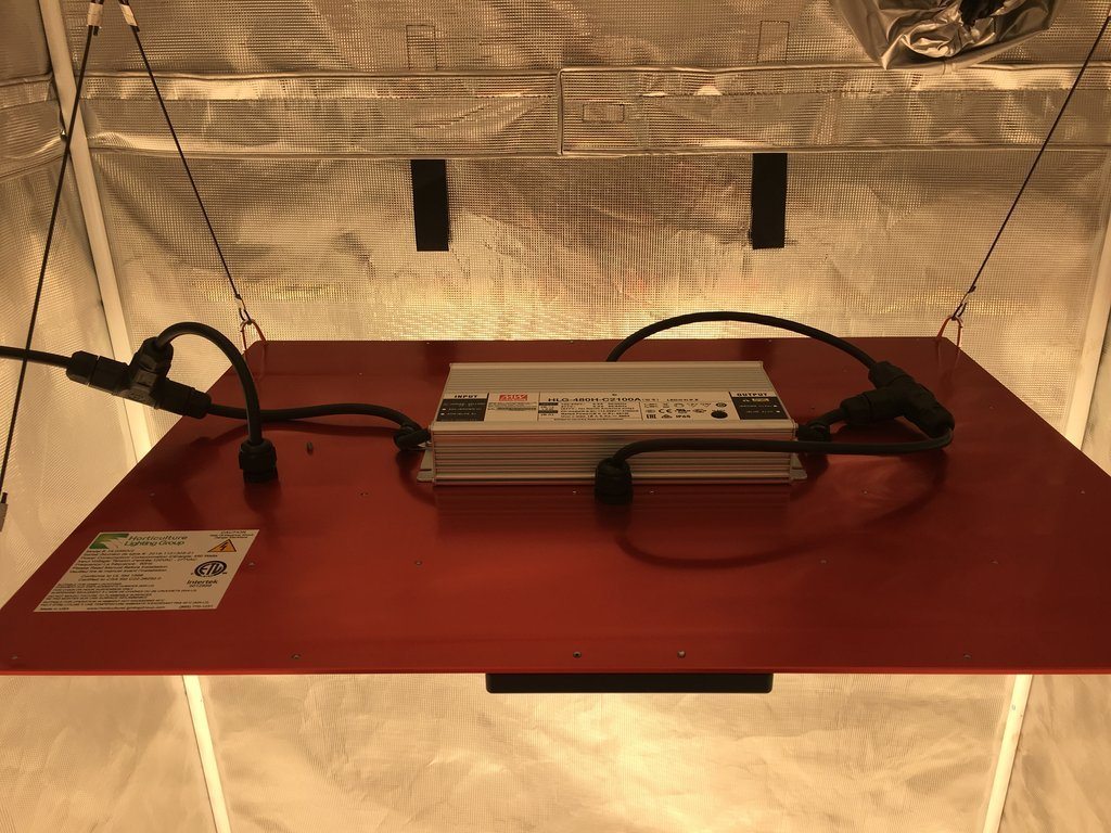 HLG 550 V2 RSPEC LED Grow Light With Red, Samsung Quantum boards from
